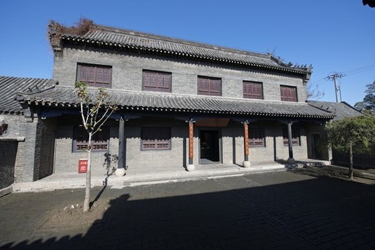 孟俯