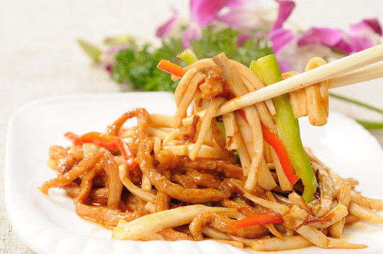 杏鮑菇炒松板肉