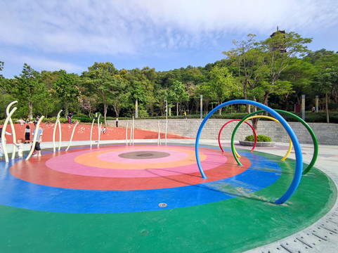 運(yùn)動(dòng)場
