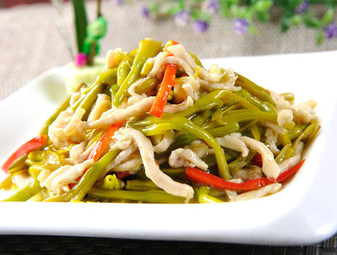 黃花菜炒肉絲