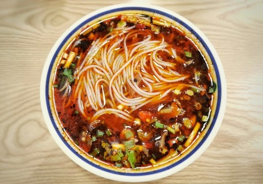 紅湯牛肉面