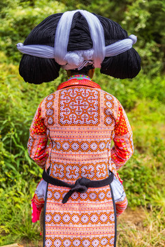 長(zhǎng)角苗族