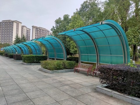 公園休息亭遮雨棚