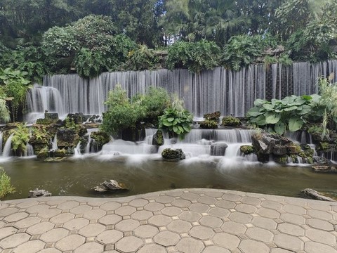 瀑布景觀