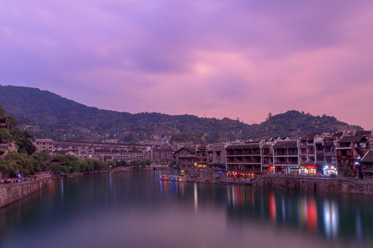 鎮(zhèn)遠(yuǎn)古鎮(zhèn)夜景