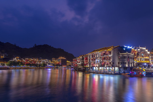 鎮(zhèn)遠(yuǎn)古鎮(zhèn)夜景