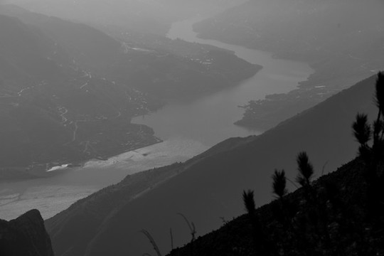 水墨山脈