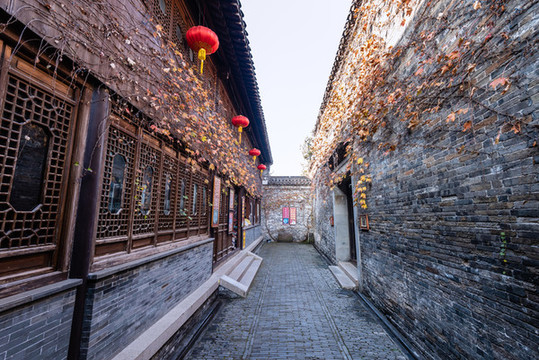 江蘇揚(yáng)州個(gè)園的園林古建筑