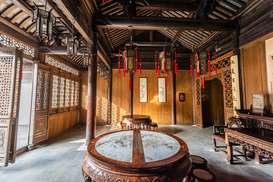 江蘇揚(yáng)州個園的園林古建筑