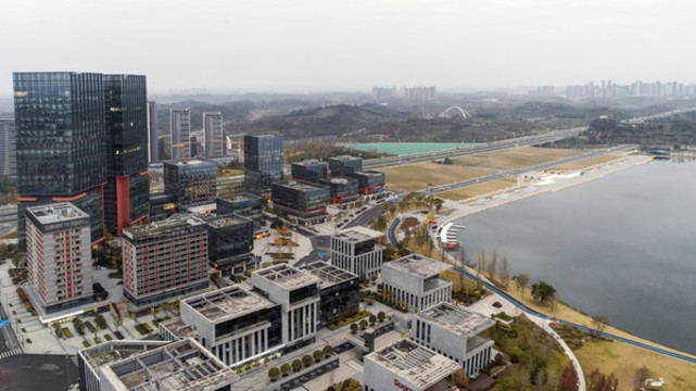 清晨的興隆湖