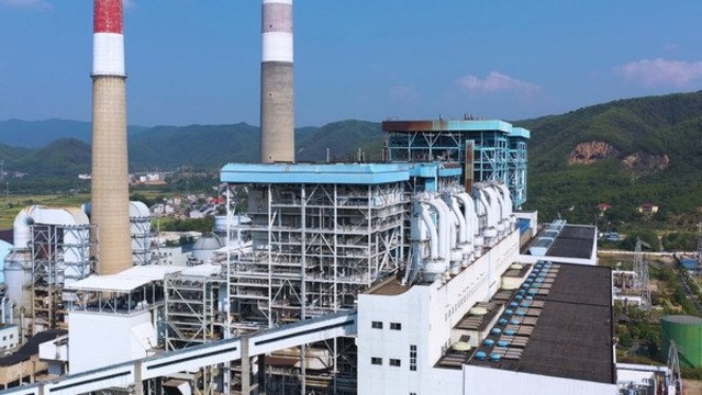 實(shí)拍火力發(fā)電廠反應(yīng)組