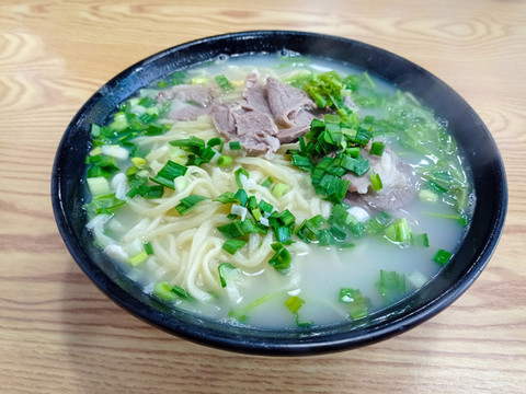 牛肉面蔥花面