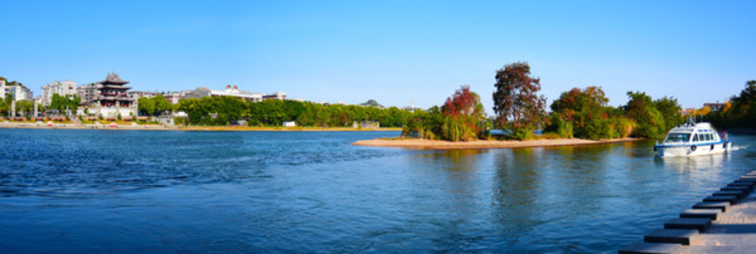 桂林逍遙樓全景