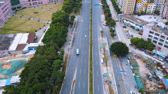 深圳市龍崗區(qū)坂田街道布龍路