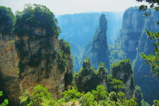 張家界砂巖峰林地質(zhì)景觀