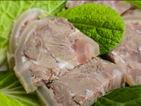 白切熟的羊肉
