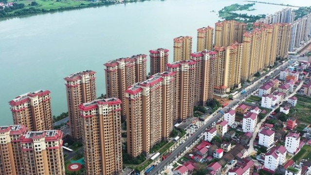航拍江西泰和濱江壹號(hào)小區(qū)