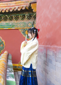 故宮古風(fēng)漢服女性人像