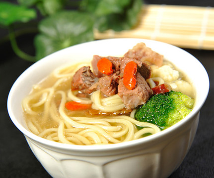 牛肉湯面