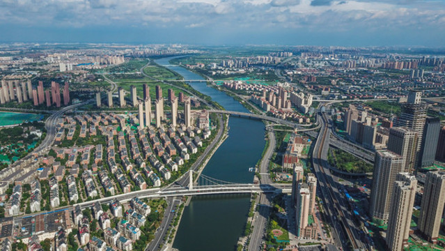 航拍天津海河兩岸建筑風(fēng)光