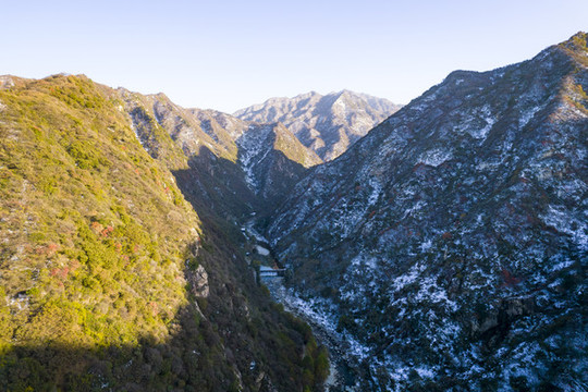秦嶺山