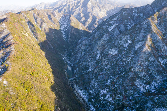 秦嶺山
