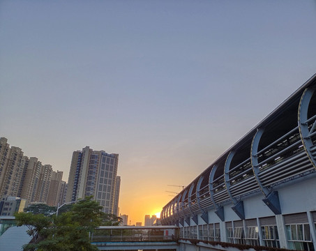 夕陽(yáng)