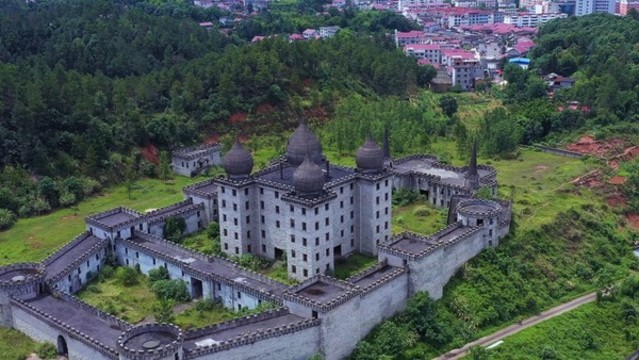 航拍江西萬安影視城風(fēng)景區(qū)