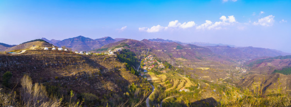群山