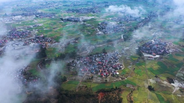雨后的山村