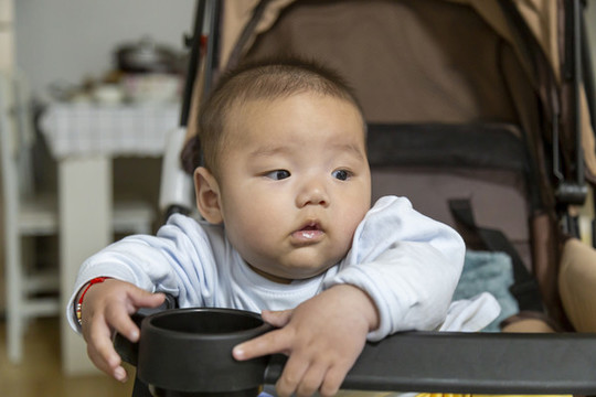 孩子