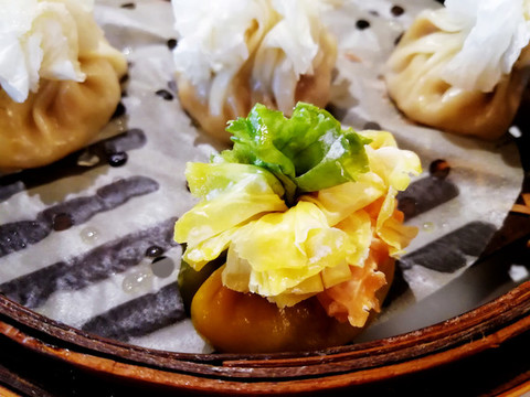 山西特色美食大同鳳臨閣百花燒麥