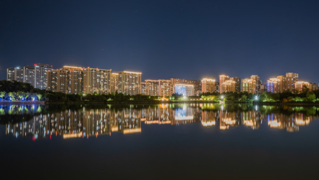 淄博市齊盛湖夜景