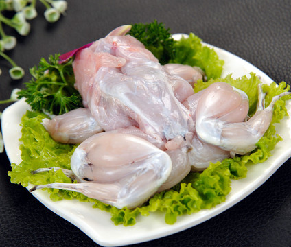 鮮牛蛙