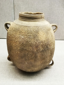 四系陶壺
