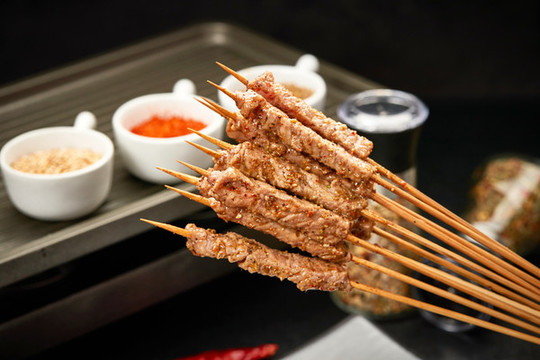 牛小串