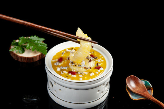 野米鮑魚燴花膠