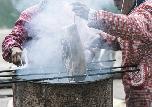 熏臘肉