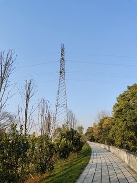 高壓電