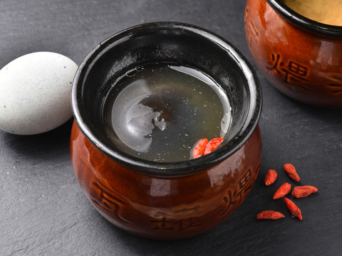 鮮肉皮蛋湯
