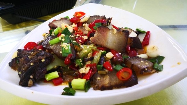 小米辣炒臘肉