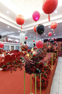 紅色婚禮現(xiàn)場(chǎng)花