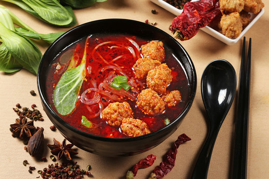 麻辣丸子粉條