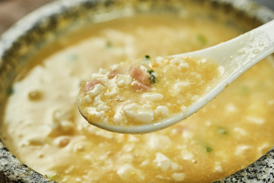 蟹黃豆腐