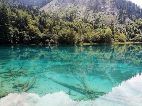 高山湖泊