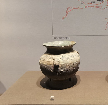 青銅三羊尊