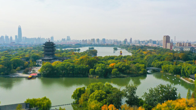 山東省濟(jì)南市大明湖景區(qū)