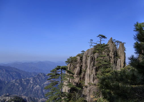 黃山奇峰怪石