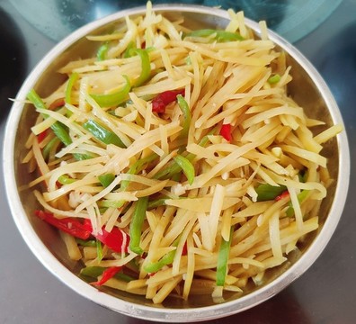 青椒炒土豆絲