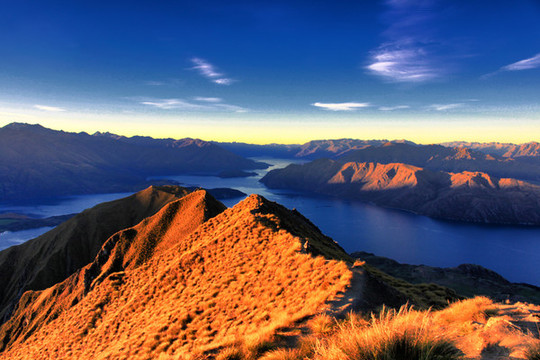 高山丘壑